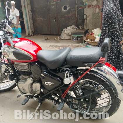 Royal Enfield Classic 350